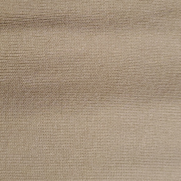 Ann Taylor knit blouse short sleeves size large in a beautiful soft apple green. - Picture 3 of 4